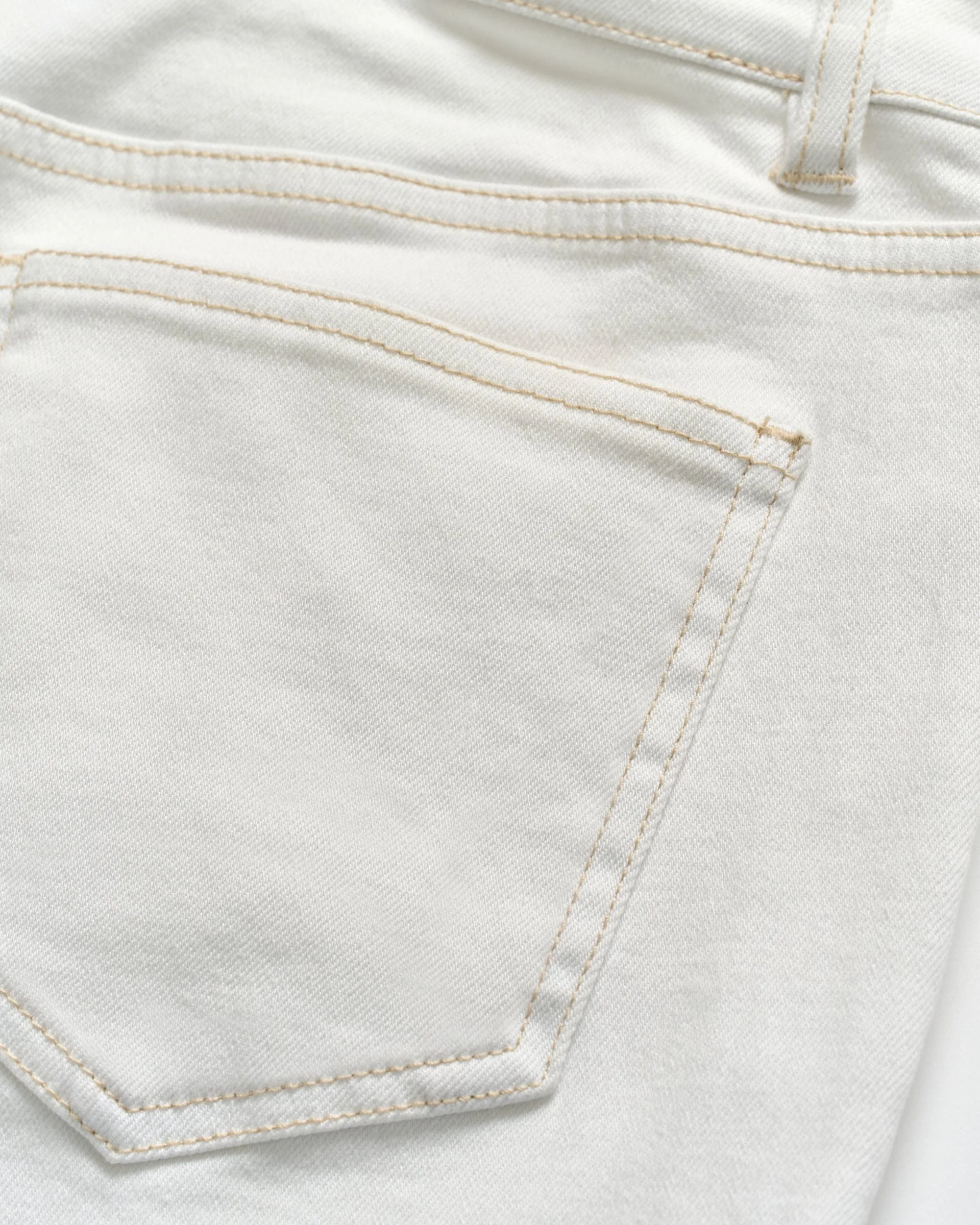 Savanah Light Everyday Wash Jean - Image 16