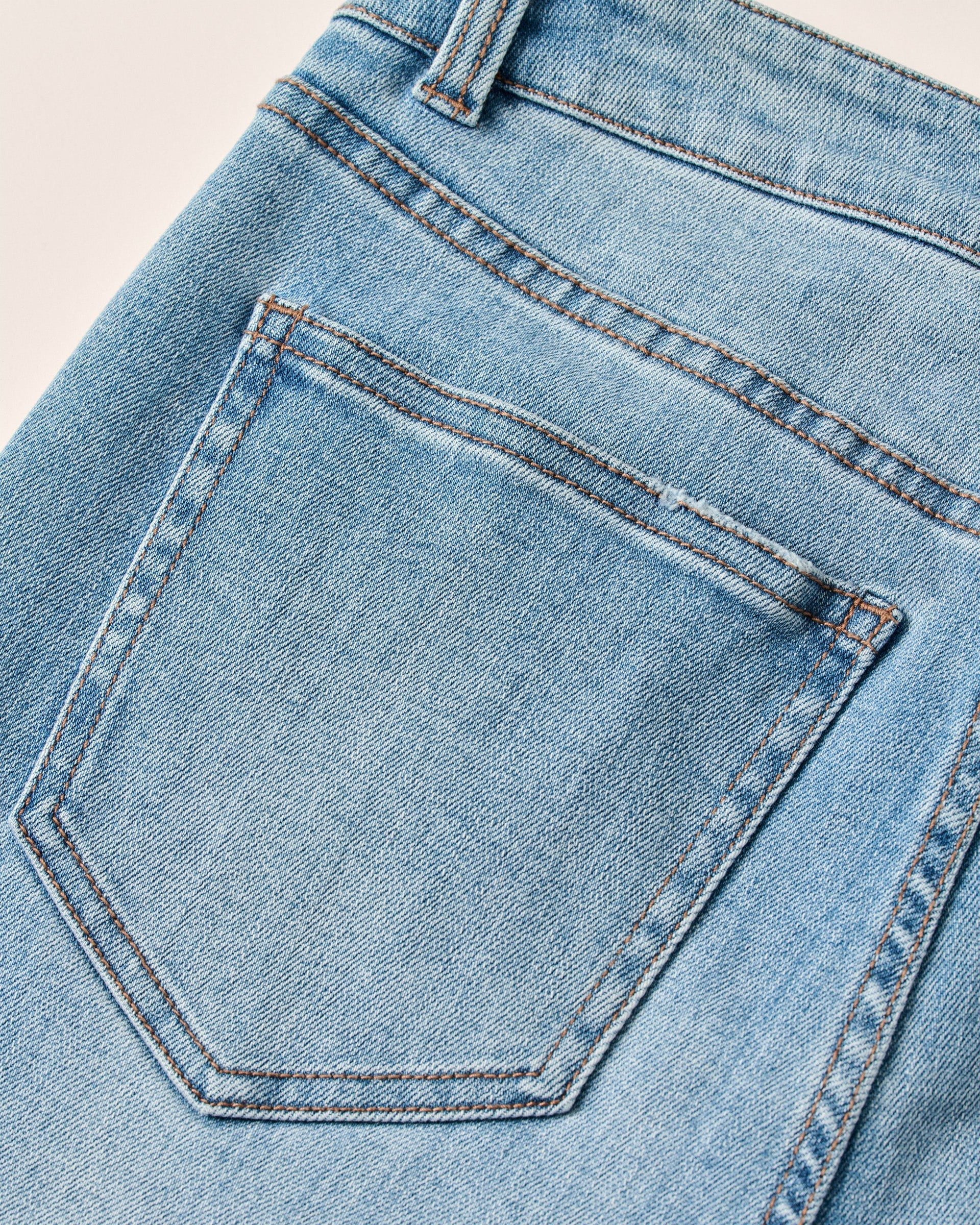 Savanah Light Everyday Wash Jean - Image 22