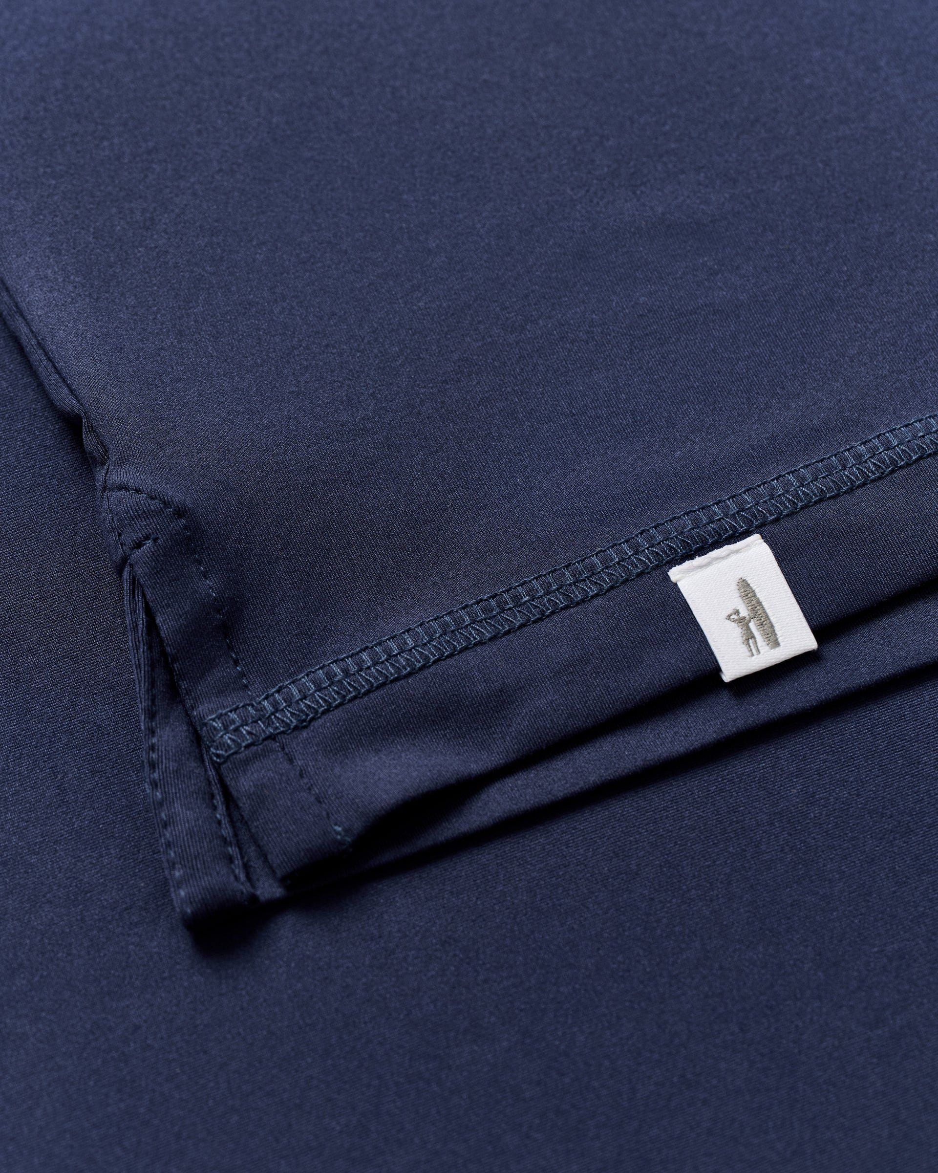 Talon Featherweight Performance Hoodie - Image 9